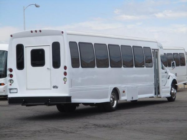 2011 Starcraft XLT Shuttle Bus S29221 - Image 6