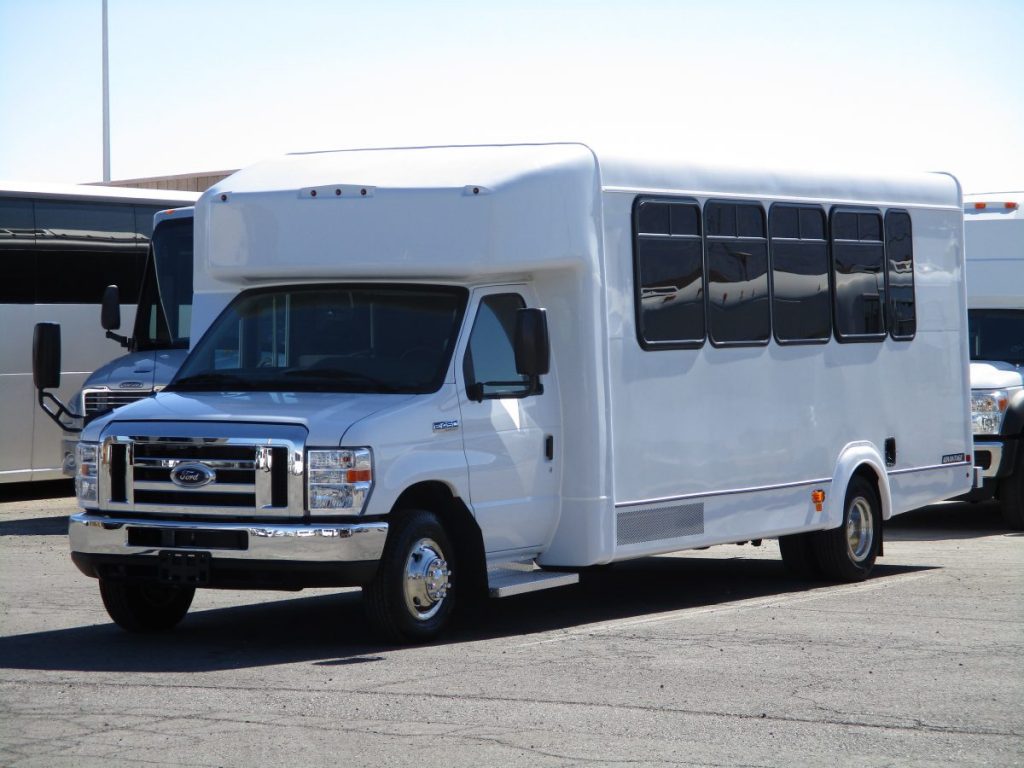 2018 ElDorado Advantage Executive Shuttle S17326 - Las Vegas Bus Sales