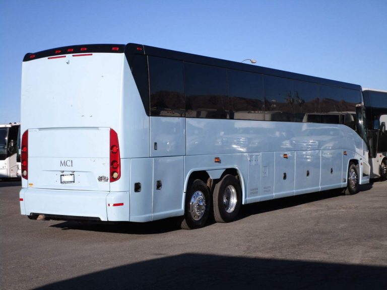 2013 MCI J4500 Lift Equipped Highway Coach C66323 - Las Vegas Bus Sales