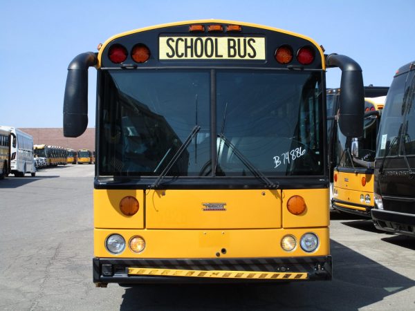 Front View of 2007 Thomas Saf-T-Liner HDX School Bus