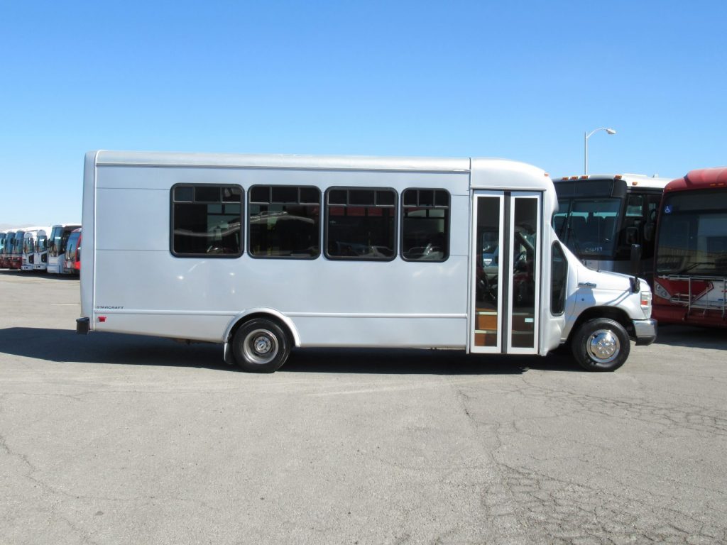 2015 Starcraft Allstar Shuttle Bus S03294 - Las Vegas Bus Sales