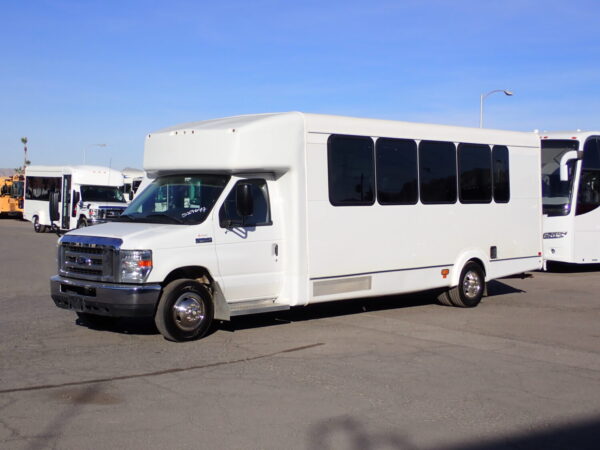 2019 ElDorado Advantage Shuttle Bus S27647 - Image 3