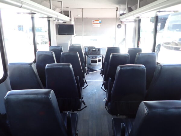 2019 ElDorado Advantage Shuttle Bus S27647 - Image 10