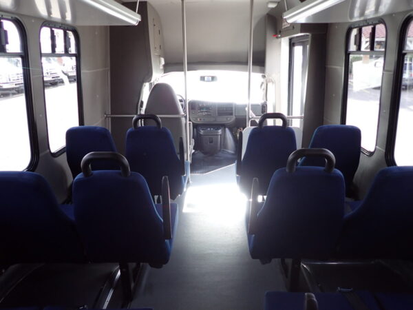 2014 Diamond Coach Shuttle Bus S25101 - Image 10