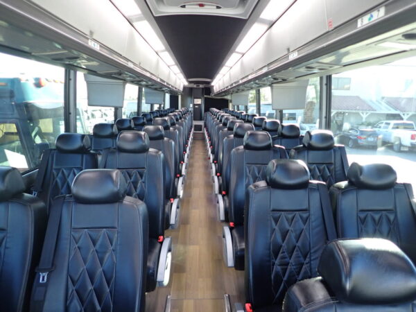 2016 MCI J4500 Highway Coach C67632 - Image 9