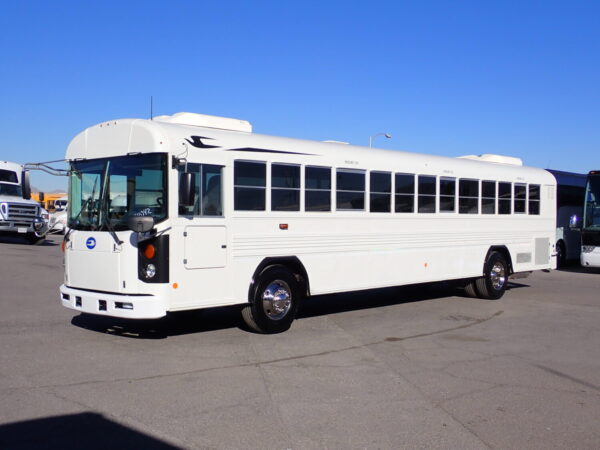 2015 Blue Bird All American Passenger Bus B11042 - Image 3