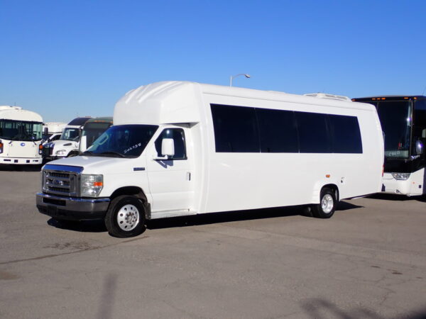 2013 KSIR 290RL Shuttle Bus S02738 - Image 3