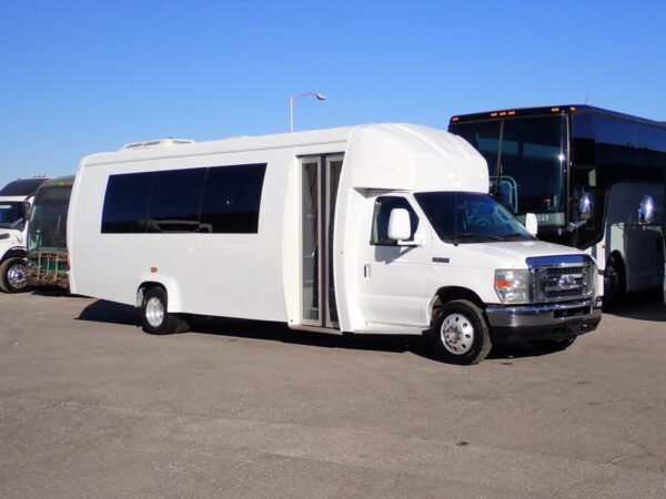 2013 KSIR 290RL Shuttle Bus S02738