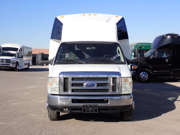 2014 Ameritrans 285 Shuttle Bus S04262 - Image 2