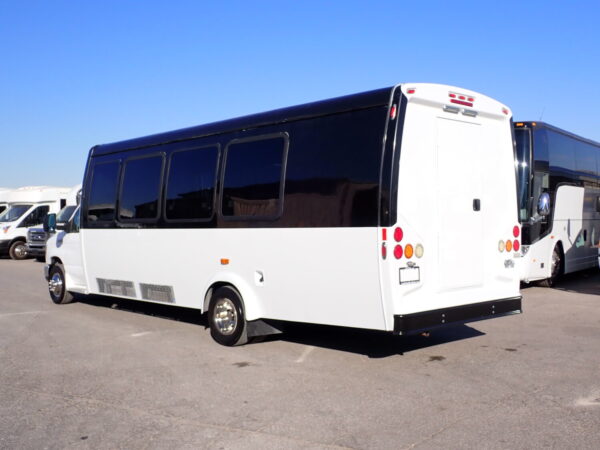 2014 Ameritrans 285 Shuttle Bus S04262 - Image 5