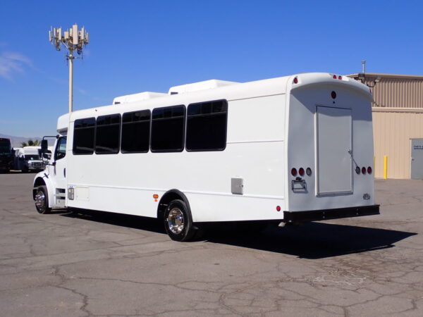 2018 Champion Defender Shuttle Bus SV5874 - Image 5