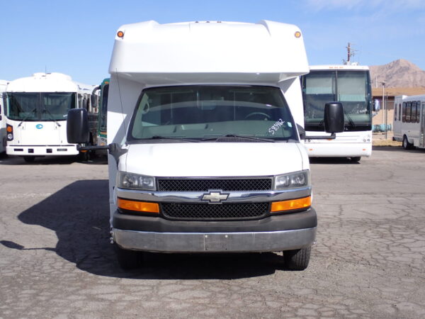 2012 Turtle Top Odyssey Lift Equipped Shuttle S83462 - Image 2